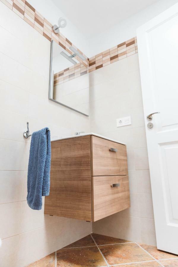 Apartamento Cuesta Del Salado Caleta de Sebo Ngoại thất bức ảnh