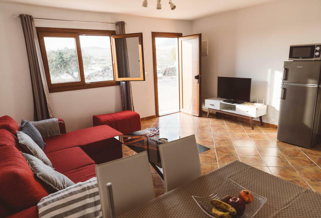 Apartamento Cuesta Del Salado Caleta de Sebo Ngoại thất bức ảnh