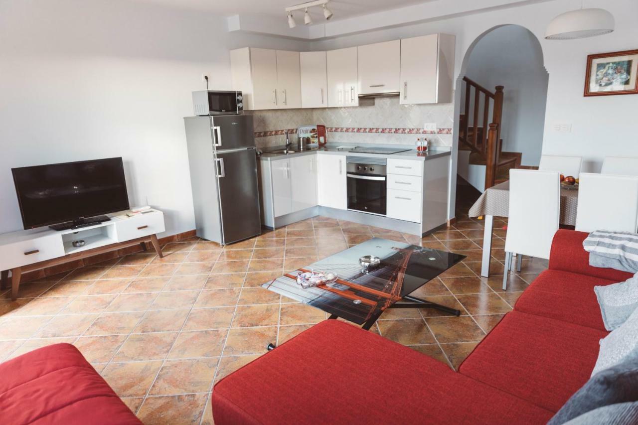 Apartamento Cuesta Del Salado Caleta de Sebo Ngoại thất bức ảnh